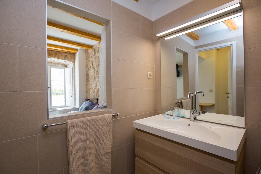 City Walls Hostel Дубровник Экстерьер фото